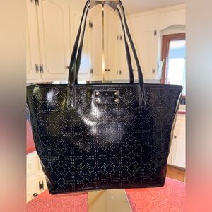 Kate Spade York Harmony Metro Black Patten Leather with perforated Hearts EUC!